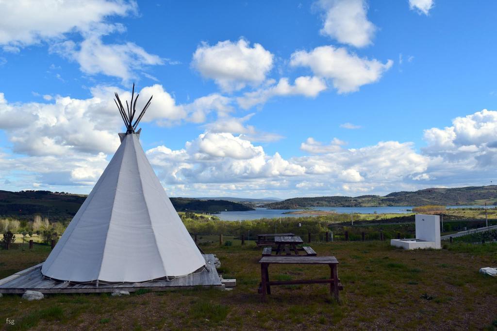 Monte Do Azibo Glamping Hotel Podence Екстериор снимка